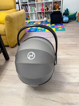 Set dětské autosedačky Cybex Plus + Base T rezervace do 25. - 6