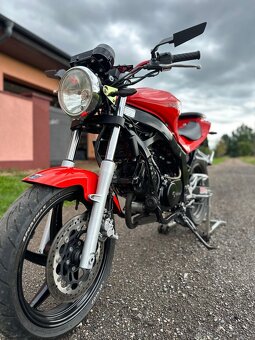 Hyosung GT 125 - 6