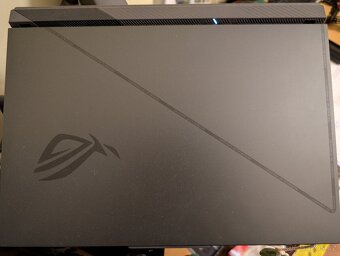 Herní notebook ASUS ROG Strix G16 [i7-13650HX / RTX 4080] - 6