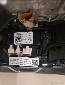 Škoda Octavia IV RS volant - 6