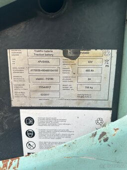 Desta E12 včetně trakční baterie a nabíječky. - 6