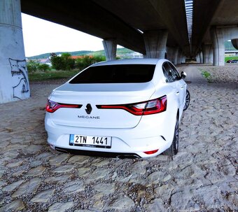 Renault Megane 140 EDC - 6