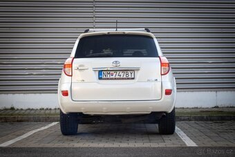 TOYOTA RAV4 2.2l D-CAT 110kW Premium 2011 - 6