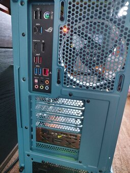 Kompet Počítač, Rýzen 5 2600x, 32 gb RAM, RX 6600 TX 8gb - 6