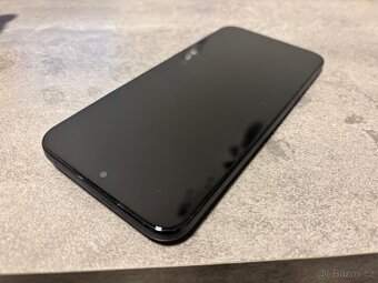 Huawei Nova 11 256 GB - černý - 6