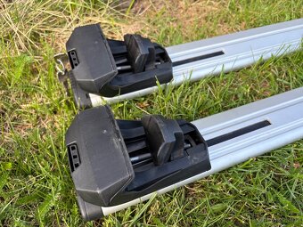 Střešní nosiče příčníky Thule Wingbar - 6