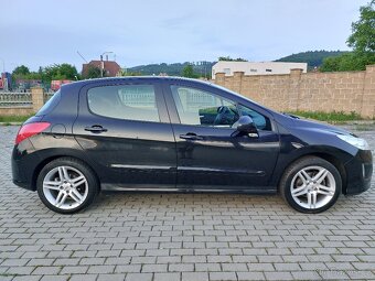 Peugeot 308 1.6 16v VTi 88kW / 2010 / STK 9/2026 - 6