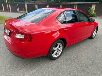 Škoda Octavia 2.0 TDI 110kW DSG - 6