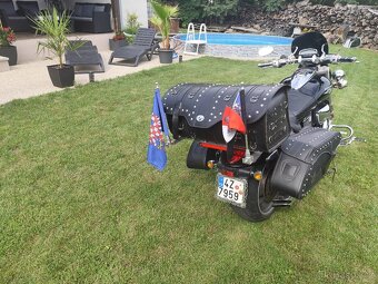 Suzuki VZR 1800 R - 6
