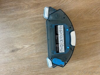 Tesla Roboticky vysavač T60 - 6