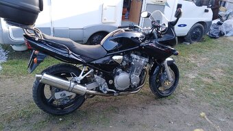 Suzuki Bandit 600s - 6