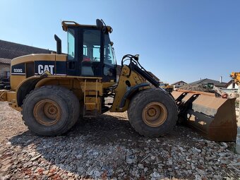 CAT 930G - 6