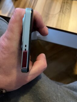 Super infinix hot 40 pro - 6