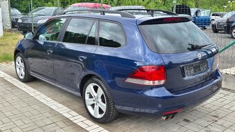 Volkswagen Golf 2.0 TDI MATCH - 6