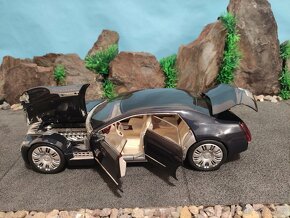 Prodám model 1:18 Cadillac sixteen - 6