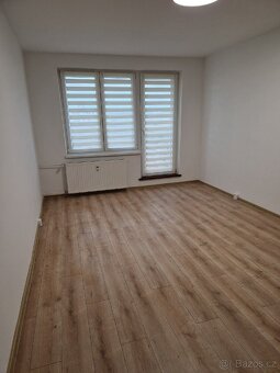 Pronájem bytu 1+kk 27m2, ul. Okružní 1732/16, Český Těšín - 6