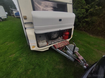 Karavan Burstner Club 3911 676kg - 6