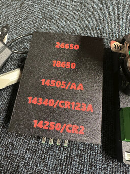 Zátěž a tester kapacity aku DL24 180W 25A Bluetooth + kryt - 6