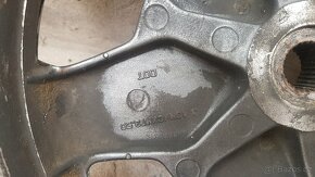 Suzuki Burgman zadní kola 2ks.13×3,5 - 6