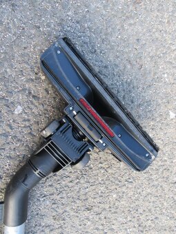 Nabízím sáčkový vysavač Hoover. Plně funkční . Zaruka 14 dní - 6