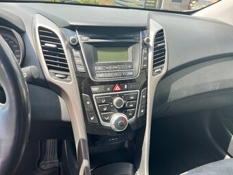 Hyundai i30 kombi 1.6gdi 99kw - 6