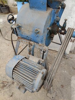 Šroťák na obilí, MEZ Mohelnice 3kw - 6