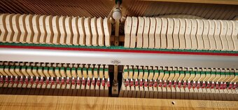 Piano Rösler - Petrof z r. 2000 - Světlý dub - 6