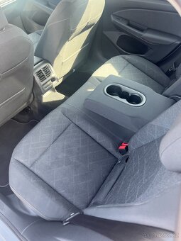 Volkswagen Golf Variant 2.0 TDI Life DSG- 115 hp - 6