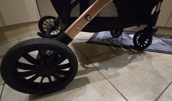 Kočárek pro malé psy nebo kočky. - 6