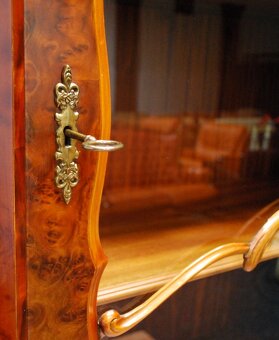 VITRÍNA-KNIHOVNA-VÝŠKA-220CM - 6