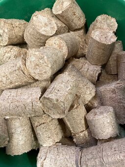 Dřevěné brikety - 6