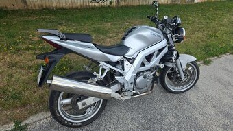 Suzuki SV 650 - 6