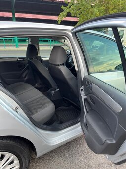 Volkswagen Golf 6 - 6