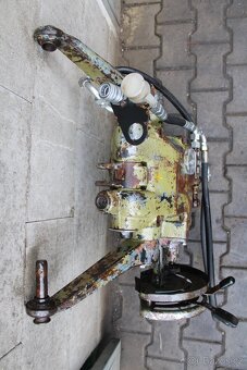 Zetor 6711 6911 7011 víko hydrauliky - 6