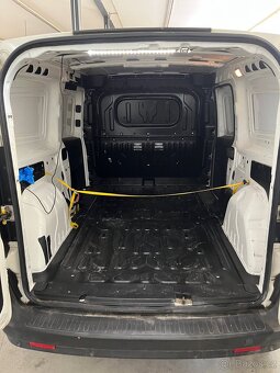Fiat doblo maxi cng - 6