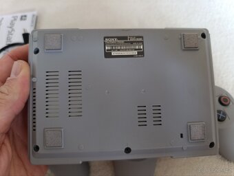 Sony PlayStation Classic Mini - 6