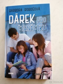 Romány pro ženy či dívky 8 x - 6