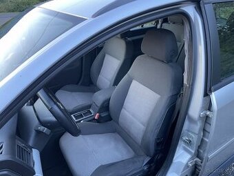 Opel Vectra combi 1.9CDI 16V - Nové STK a ROZVODY - 6