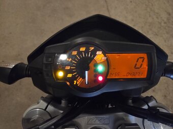 KTM 690 Duke - 6