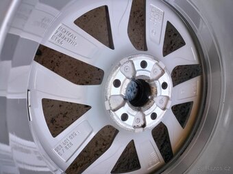 4ks alu disky orig. Škoda 5x112 R17 pneu 205/55 R17 5mm - 6