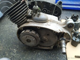 Motory a díly Stadion - 6