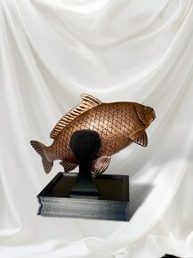 Bronzová dekorativní soška Kapra - 6