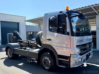 MERCEDES-BENZ ATEGO 1218 HÁKOVÝ NOSIČ KONTEJNERŮ EURO 5 - 6
