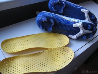 Kopačky NIKE Cosmo - lisovky, vel. 42 stélka 27cm - 6