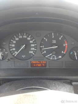 BMW 525D ROK 2001 STK 0/5/2027 Manuál - 6