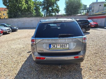 Mitsubishi Outlander 2.2 Di-d 110KW 4x4, Tažné, S.Kniha, ČR - 6