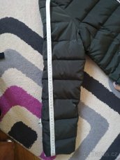 Zimní khaki prošívaná teplá bunda Lindex - 6