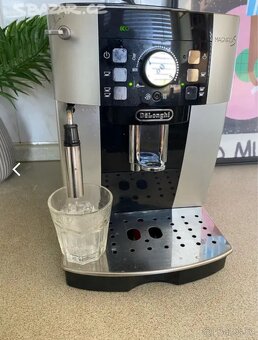 Kávovar delonghi Magnifica S ECAM - 6