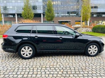 Volkswagen Passat 2.0TD 2019 AUT LED SENZORY VÝHŘEV SERVISKA - 6