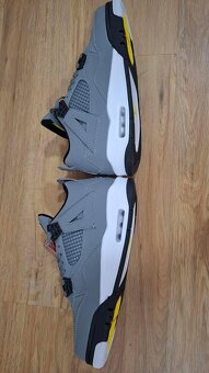 Nike air jordan 4 - 6
